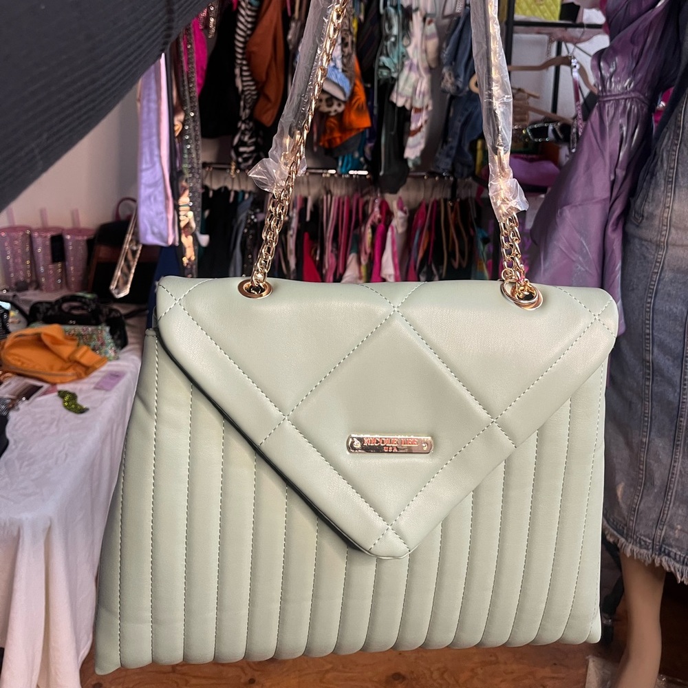 Envelope Medium Purse - Picture 1 of 1